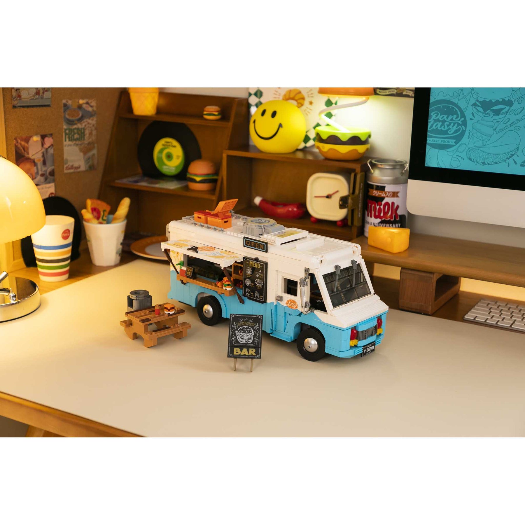 85011 - Retro Food Truck (Pantasy)