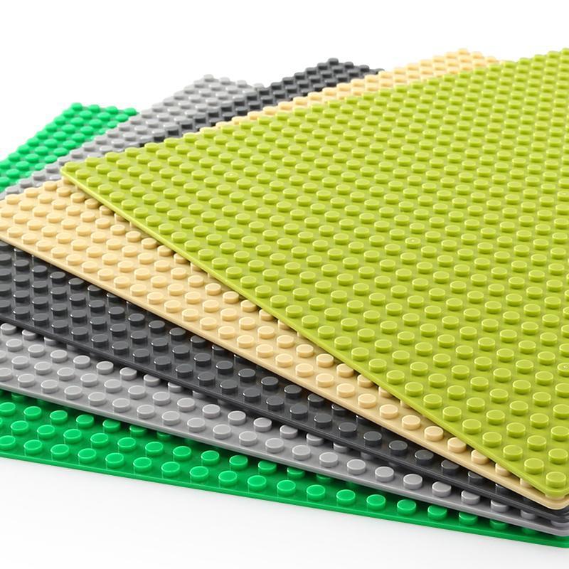 8809 - Baseplate 24x36 studs, various colors