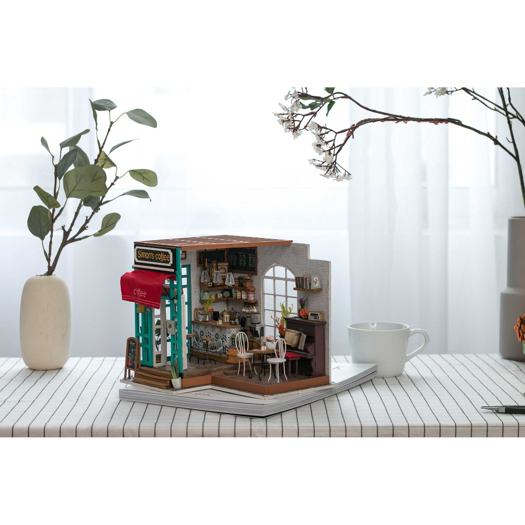 DG109 - Simon´s Coffee (Rolife)