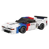 27062 - M1 Sportwagen inkl. Vitrine (Mould King)